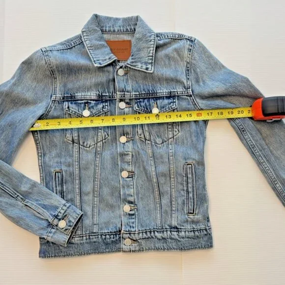 Lucky Brand Tomboy Trucker Denim Jacket | Size Small | Blue Jean Wash - Picture 10 of 11